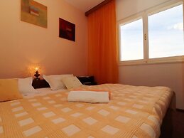 Apartments Villa Marijana - Two Bedroom Apartment With Terrace and Sea