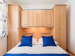 Apartment Blue Lagoon - One Bedroom Apartment