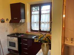 Farmhouse in Paciano With Pool & Scenic Views