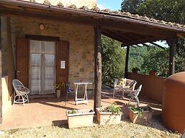 Farmhouse in Paciano With Pool & Scenic Views
