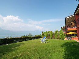 Belvilla by OYO Gianni Bi Due