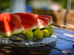 Villa Piano - Four Bedroom Villa With Terrace and Swimming Pool