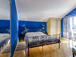 Villa Piano - Four Bedroom Villa With Terrace and Swimming Pool