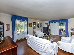 Villa Piano - Four Bedroom Villa With Terrace and Swimming Pool