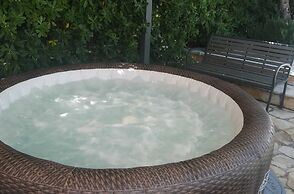 Villa Piano - Four Bedroom Villa With Terrace and Swimming Pool