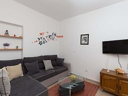 Apartments Olive - One Bedroom Apartment With Terrace and Partial Sea 