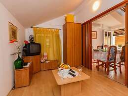 Apartments Roda - Standard One Bedroom Apartment With Terrace -