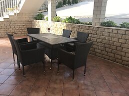 Apartment Srecko- Two Bedroom Apartment With Terrace and Sea View