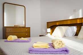 Apartment Srecko- Two Bedroom Apartment With Terrace and Sea View