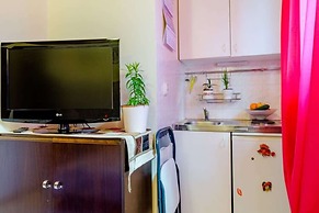 Studio Apartment Silvana - Studio Apartmen Near the Park