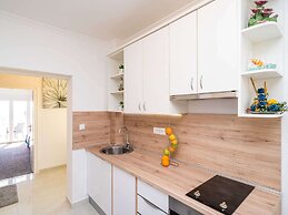 Apartments Blazevic - Two Bed/apt With Hot Tub 2