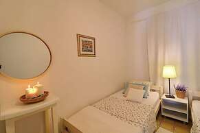 Apartments Mediterranean House - Two Bedroom Apartment With Terrace