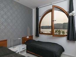 Apartment Frankie's Place - Two-bedroom Apartment With Terrace and Sea