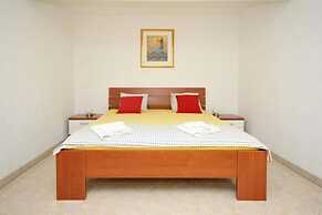 Apartments Villa Moonlight - One Bedroom Apartment With Large Terrace