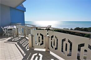 Belvilla by OYO Nice Apartment With Terrace