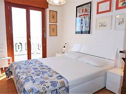 Belvilla by OYO Nice Apartment With Terrace