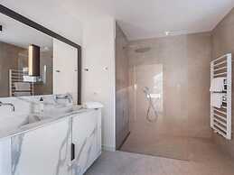 Belvilla by OYO Palm Loggia