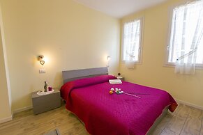 Venetian Villa With Pool and Sauna