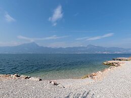 Belvilla by OYO Gianni B Four Plus One