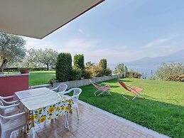 Belvilla by OYO Gianni B Four Plus One