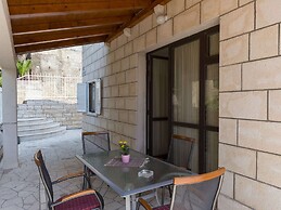 Apartments Kisic - Two-bedroom Apartment With Terrace