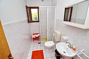 Apartments Bacic - Two Bedroom Apartment With Sea View