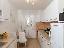 Apartments Blazevic - Two Bed/apt With Hot Tub