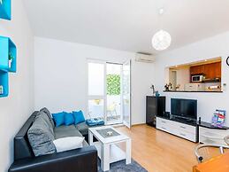 Apartment Antej - One Bedroom Apartment With Terrace and City View