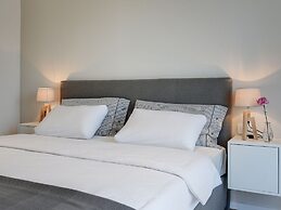 Modern Villa With Swimming Pool