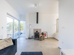 Holiday Home in Bilice With Pool