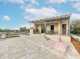 Holiday Home in Bilice With Pool