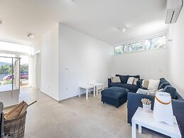 Holiday Home in Bilice With Pool