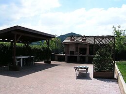 Belvilla by OYO Appartamento Casale dei Girasoli