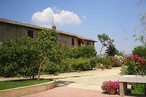 Belvilla by OYO Appartamento Casale dei Girasoli