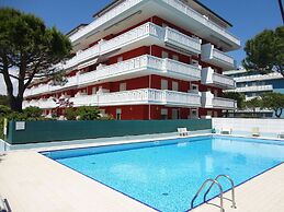 Ground Floor Apartment in Caorle for 6