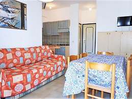 Belvilla by OYO Snug Apartment With Garden