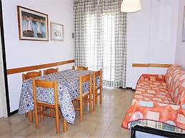 Belvilla by OYO Snug Apartment With Garden