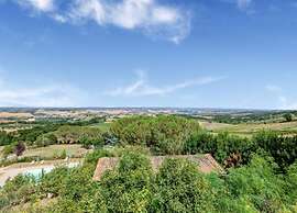 Romantic Escape in Tuscan
