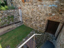 Belvilla by OYO i Tini