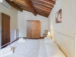 Belvilla by OYO i Tini