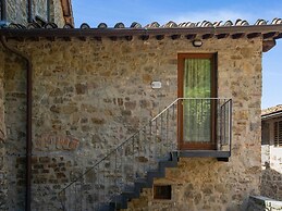 Belvilla by OYO i Tini