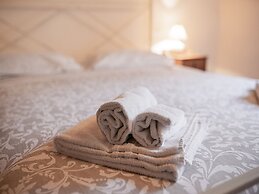 Belvilla by OYO i Tini