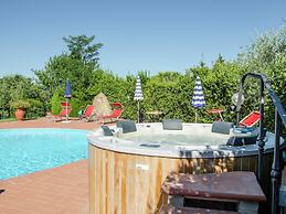 Belvilla by OYO Farmhouse in Montaione