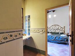 Holiday Home in Gambassi Terme With Jacuzzi