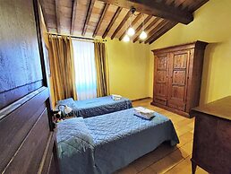 Tranquil Tuscan Stay With Pool