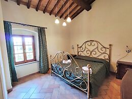 Holiday Home in Gambassi Terme With Jacuzzi