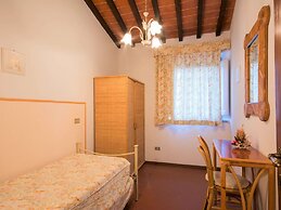 Apartment in Chianti With Swimming Pool