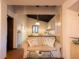 Apartment in Chianti With Swimming Pool