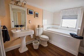 Briar Patch Bed & Breakfast Inn