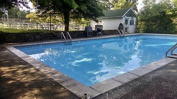 Briar Patch Bed & Breakfast Inn